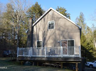 165 Sandisfield Rd, Sandisfield, MA 01255