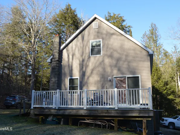 165 Sandisfield Rd, Sandisfield, MA 01255