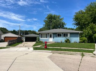 8419 20th Ave, Kenosha, WI 53143