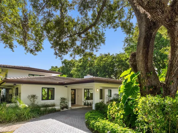 1130 S Alhambra Cir, Coral Gables, FL 33146