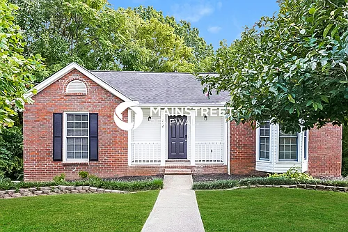 212 Riverpoint Ct Photo 1