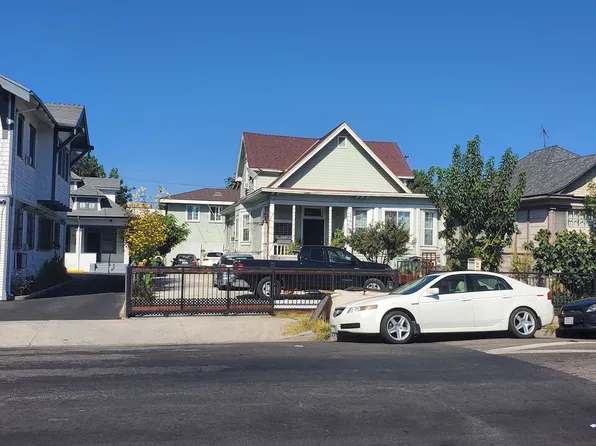 805 E 21st St, Los Angeles, CA 90011