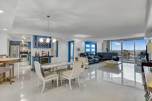 2295 S Ocean Blvd #619 Photo 1