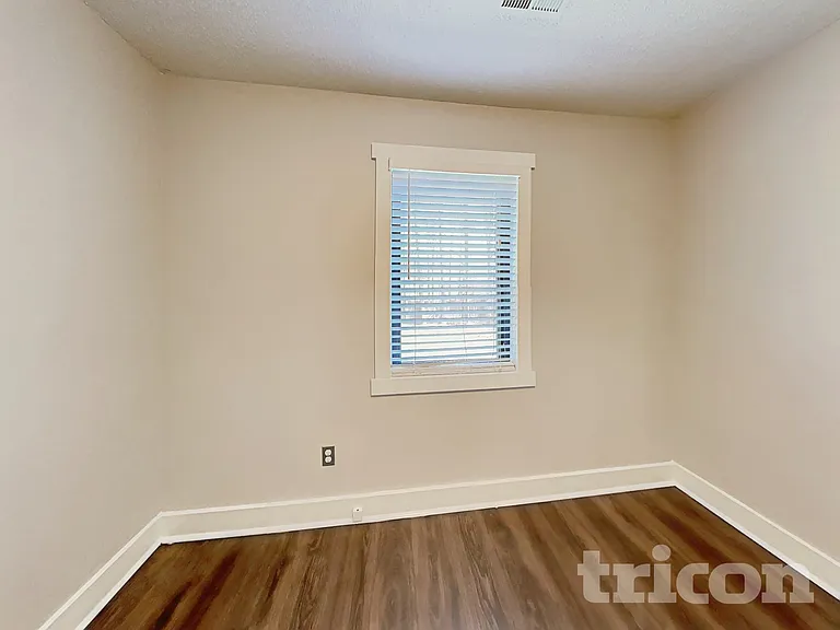 511 Lisa Carol Dr — Photo 12