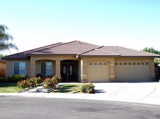 10102 Stoneham St, Bakersfield, CA 93314