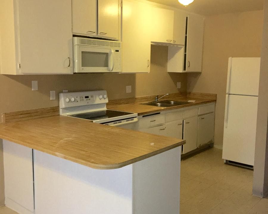 1st image of 516 Massachusetts Ave APT D