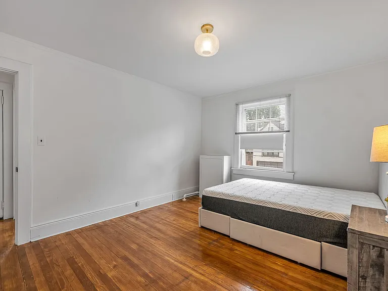 133 Highwood Ave — Photo 22