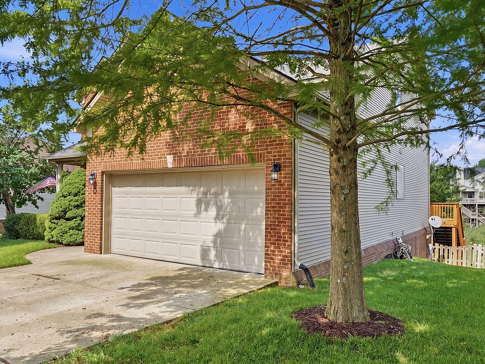 るふゆ 4533 Largo Ln, Lexington, KY 40515 | Zillow