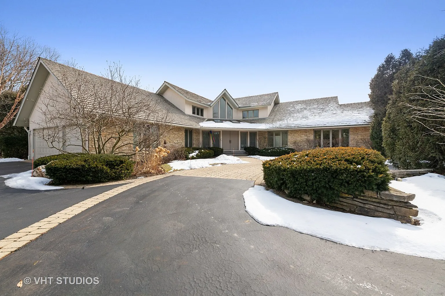 5401 Belmont Ct photo 1