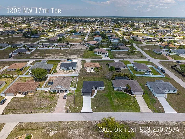 1809 NW 17th Ter — Photo 31