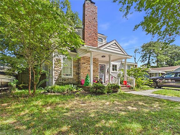3rd image of 2826 Dunkirk Ave