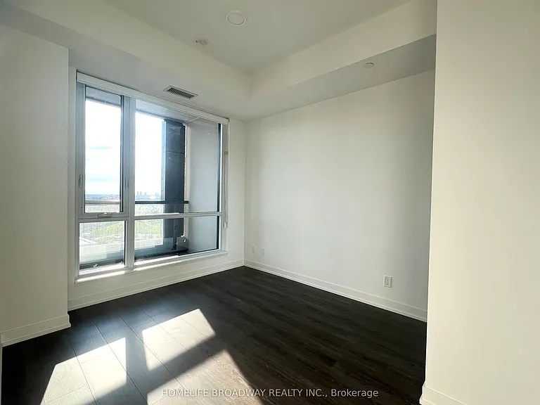 7950 Bathurst St #1702 — Photo 5