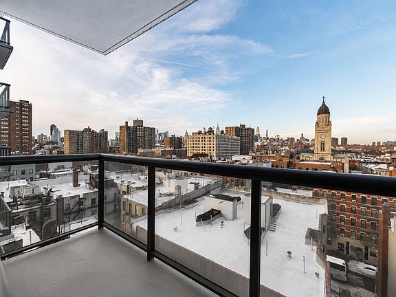 5th image of 250 E Houston St #6K
