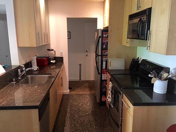 4th image of 8530 Holloway Dr APT 417
