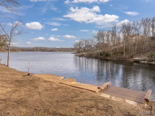 2336 Alpine Overlook Dr, Innsbrook, MO 63390