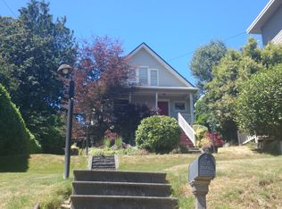 3043 23rd Ave W, Seattle, WA 98199