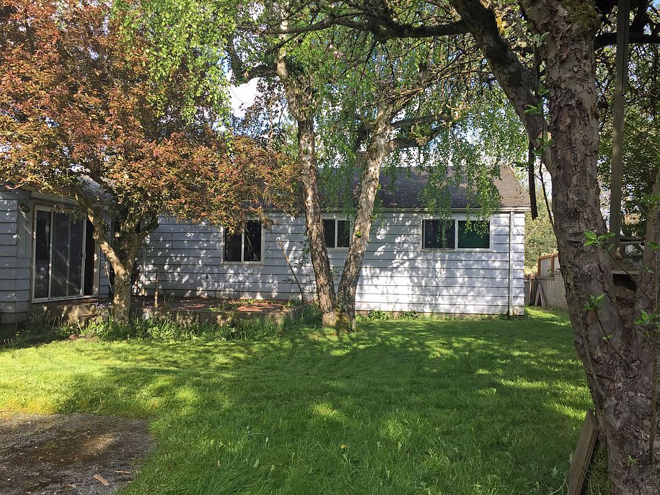 2nd image of 9515 42nd Ave NE