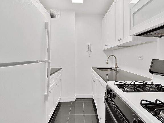 5th image of 411 E 53rd St #10GG