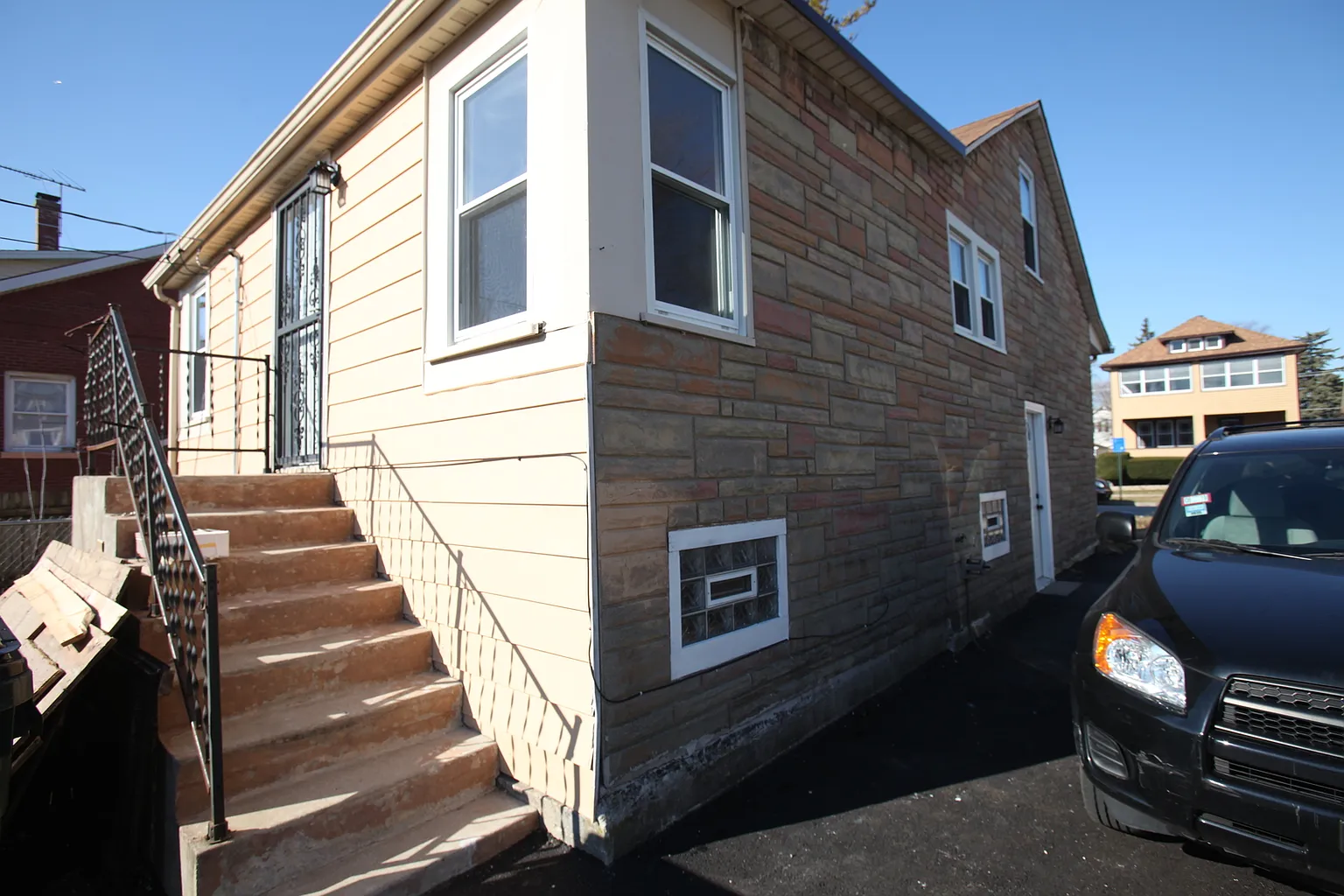 407 23rd Ave photo 1