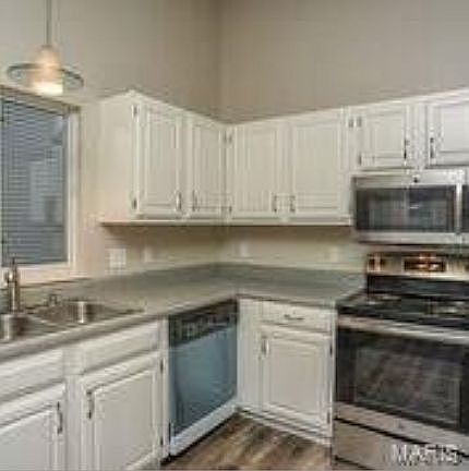 5th image of 2405 Black Pine Ct
