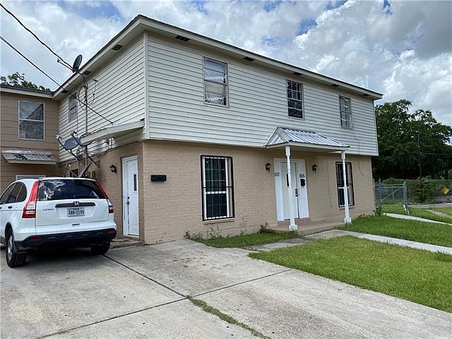 1st image of 1605 Southlawn Blvd