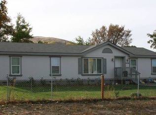 2424 E 10th St, The Dalles, OR