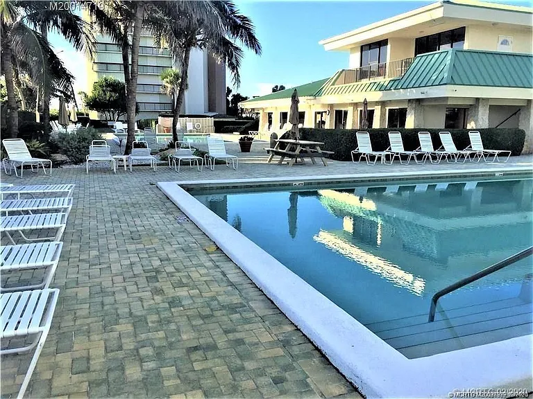 10600 S Ocean Dr #701 — Photo 79