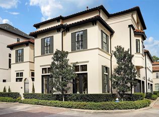 969 Queen Annes Rd, Houston, TX 77024