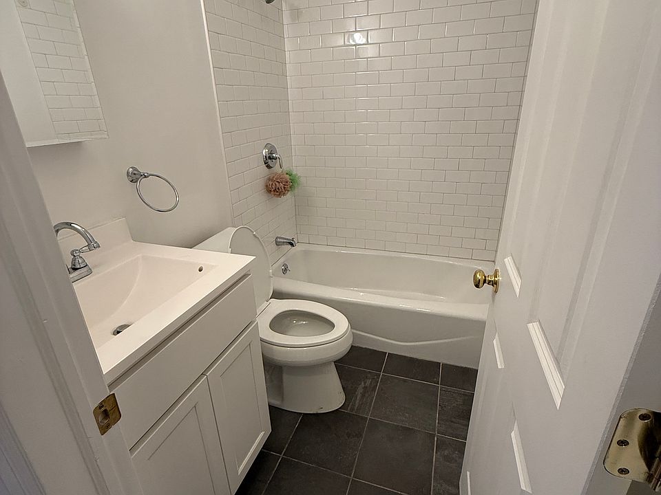 1st image of 29-31 Fairview Ave #C