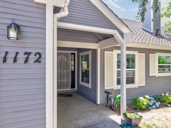1172 Spruce Tree Cir, Sacramento, CA 95831
