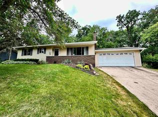 5102 Timber Ln, Mc Farland, WI 53558