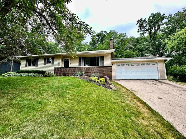 5102 Timber Ln, Mc Farland, WI 53558