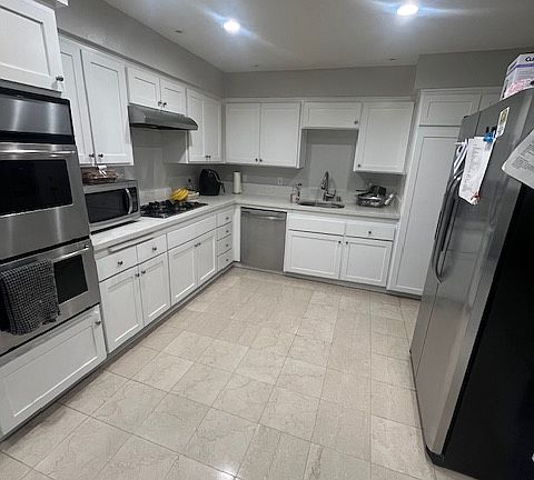 2nd image of 1220 Manning Ave APT 12