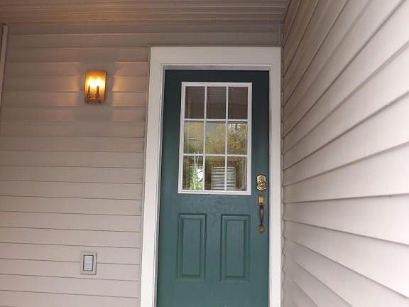 4th image of 362 Juniper Ct