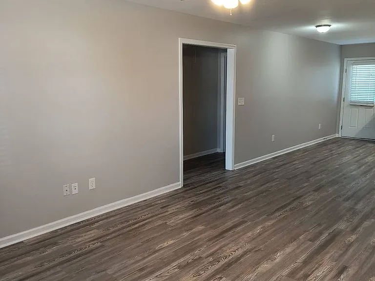 115 Ryland Ridge Cir — Photo 2