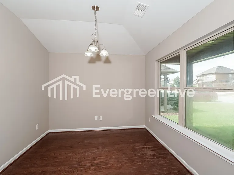 312 Union Station Way — Photo 5