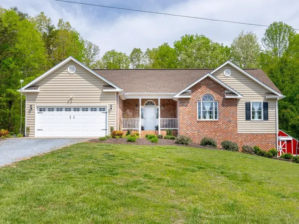 7209 E Ferry Rd, Gladys, VA 24554