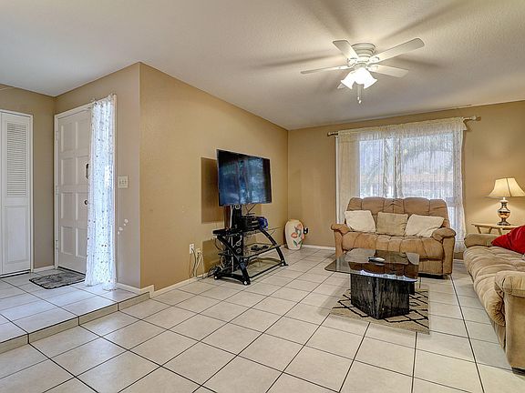 5th image of 10616 N 46th Ave