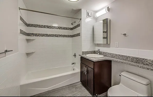 Rented by Bouklis Group | media 5