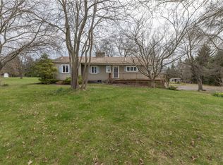 198 N Greece Rd, Hilton, NY 14468