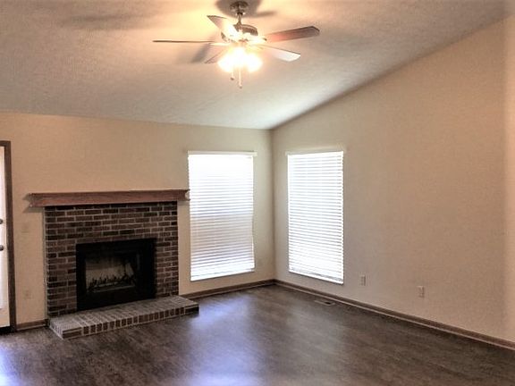 3rd image of 2380 Cannonmills Dr