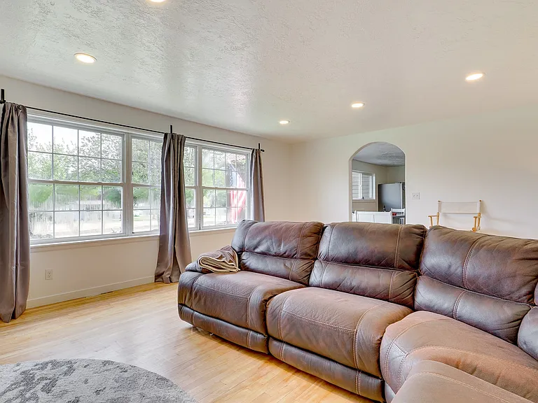 38188 W 3800 N — Photo 5