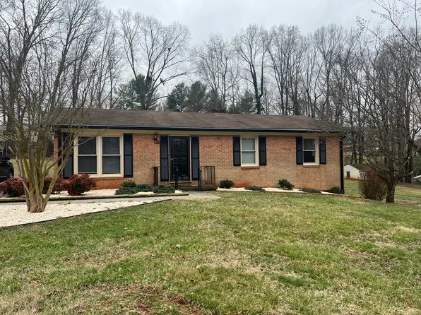 1601 Rainbow Forest Dr, Lynchburg, VA 24502