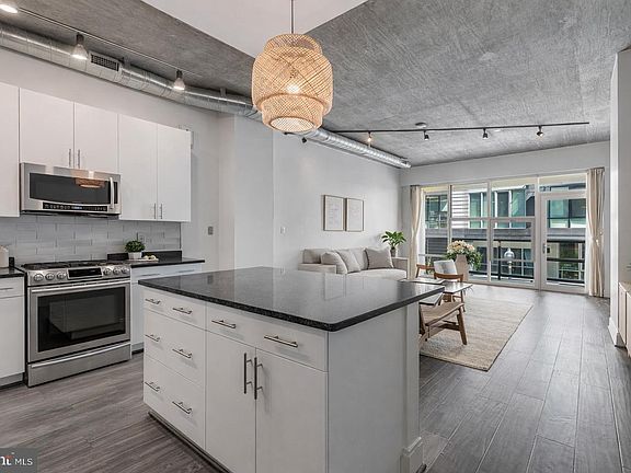 5th image of 929 Florida Ave NW APT 2001