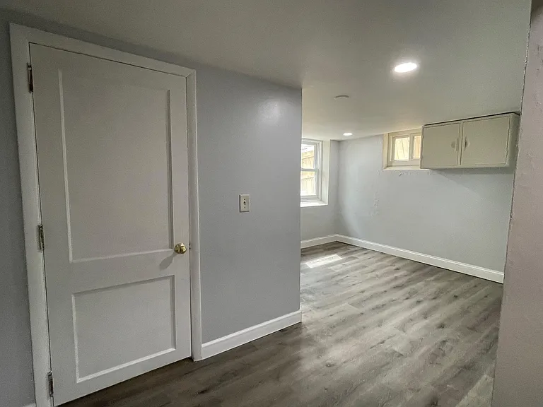 4749 York Ave S — Photo 19