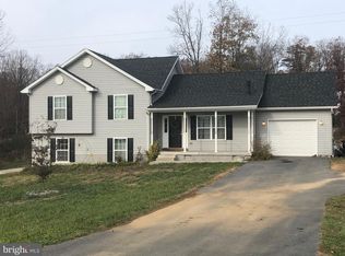 165 Paragon Dr, Bunker Hill, WV 25413