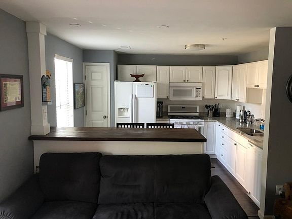 3rd image of 7518 Snowpea Ct APT 37