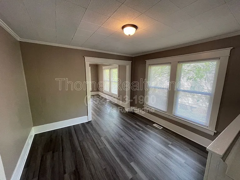 1409 Dogwood Ave — Photo 5