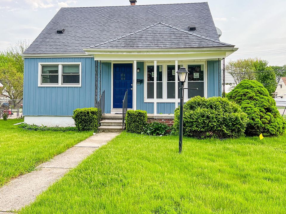 1st image of 28571 James St