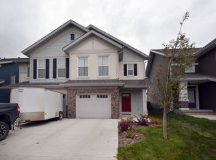 1026 E Bnd NW, Edmonton, AB T6M0V4